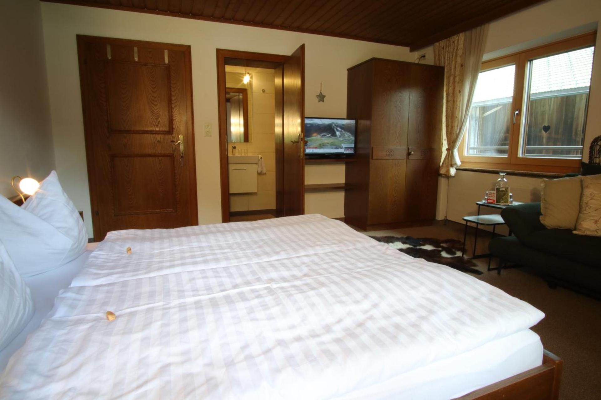 Doppelzimmer mit Balkon - 2