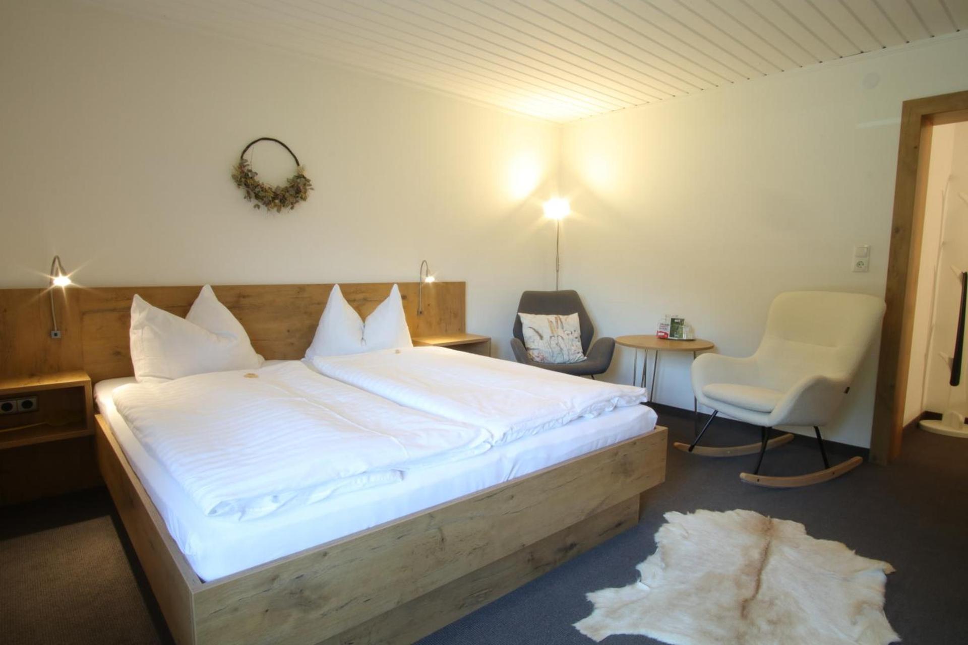 Doppelzimmer mit Balkon
